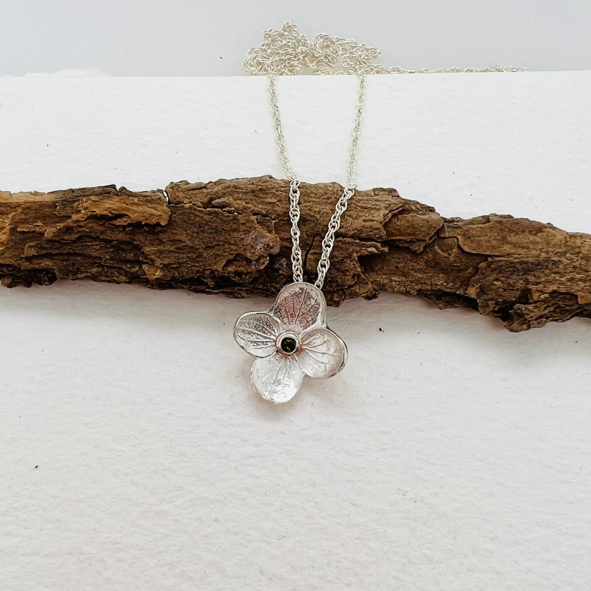Hydrangea Small Pendant with Green Tourmaline