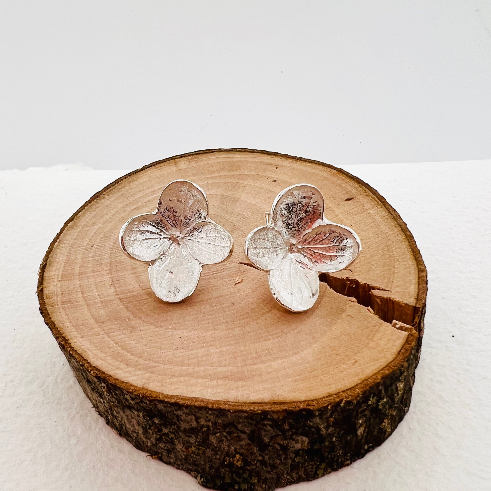 Hydrangea Small Stud Earrings