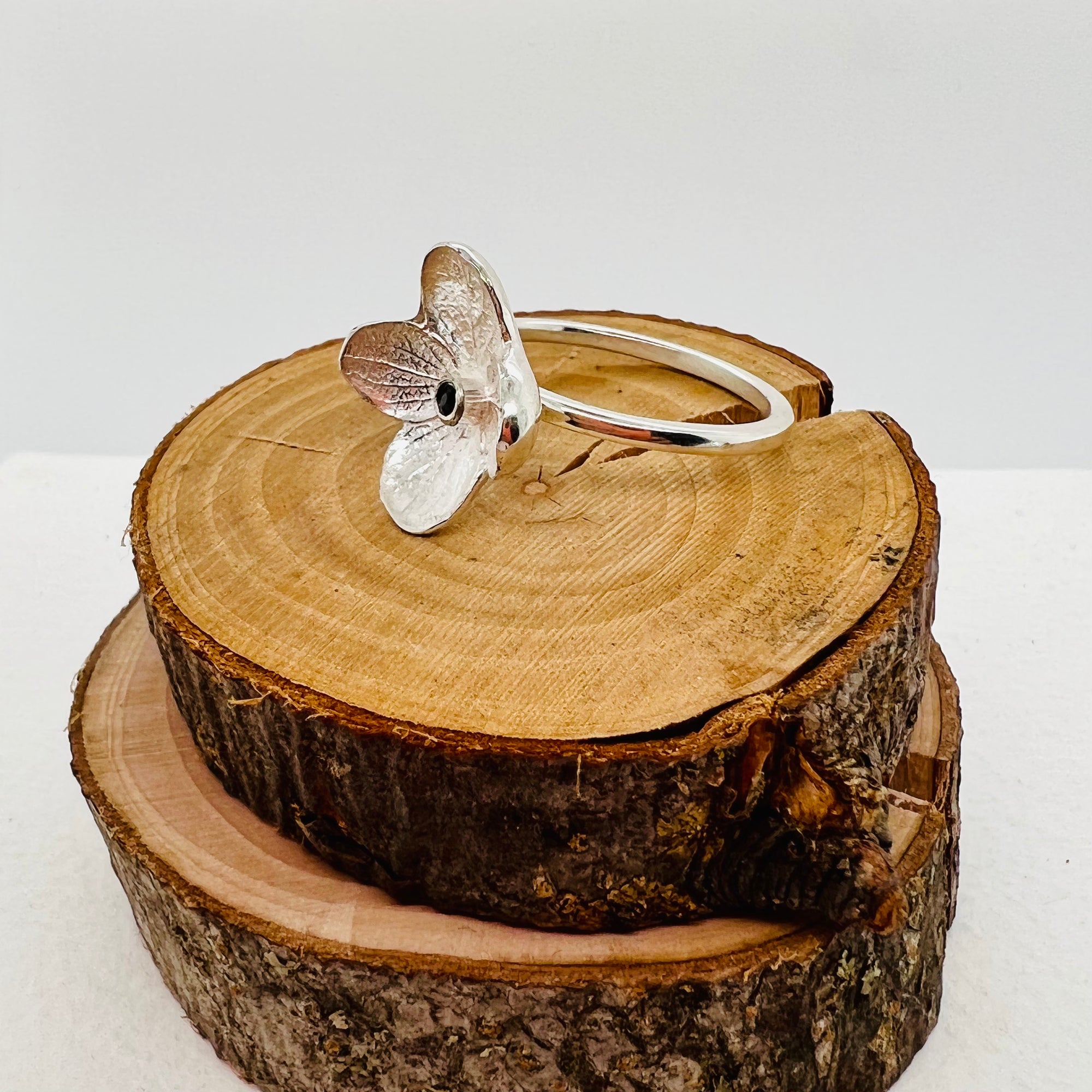 Green Tourmaline Small Hydrangea Ring