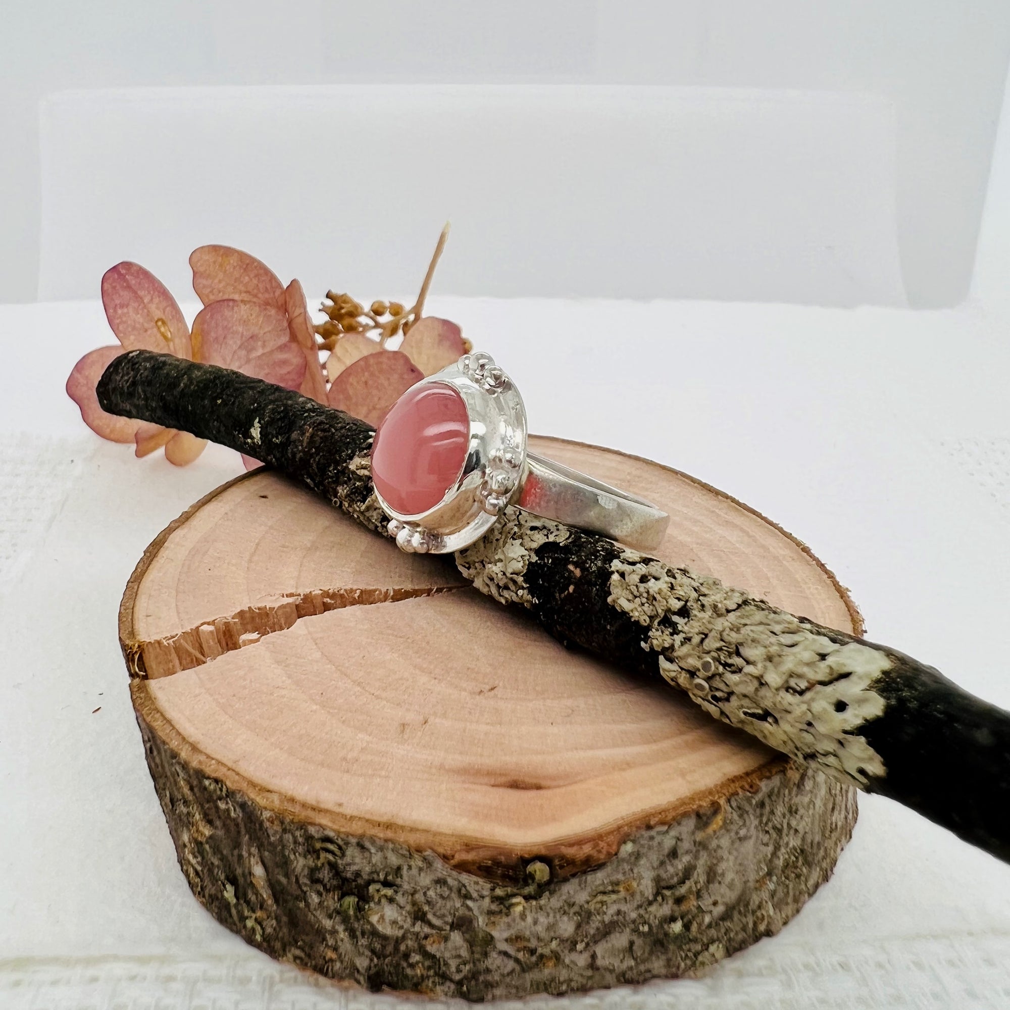 Guava Quartz Thin Ring