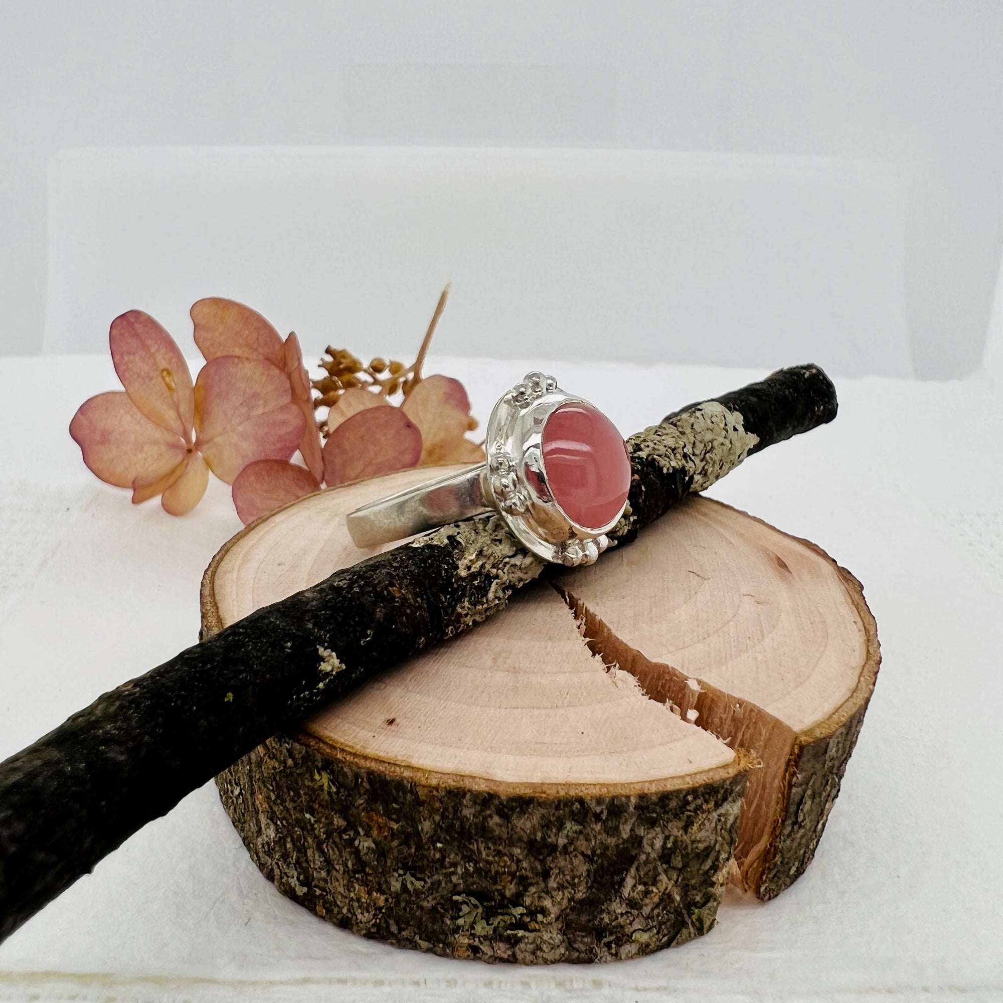 Guava Quartz Thin Ring