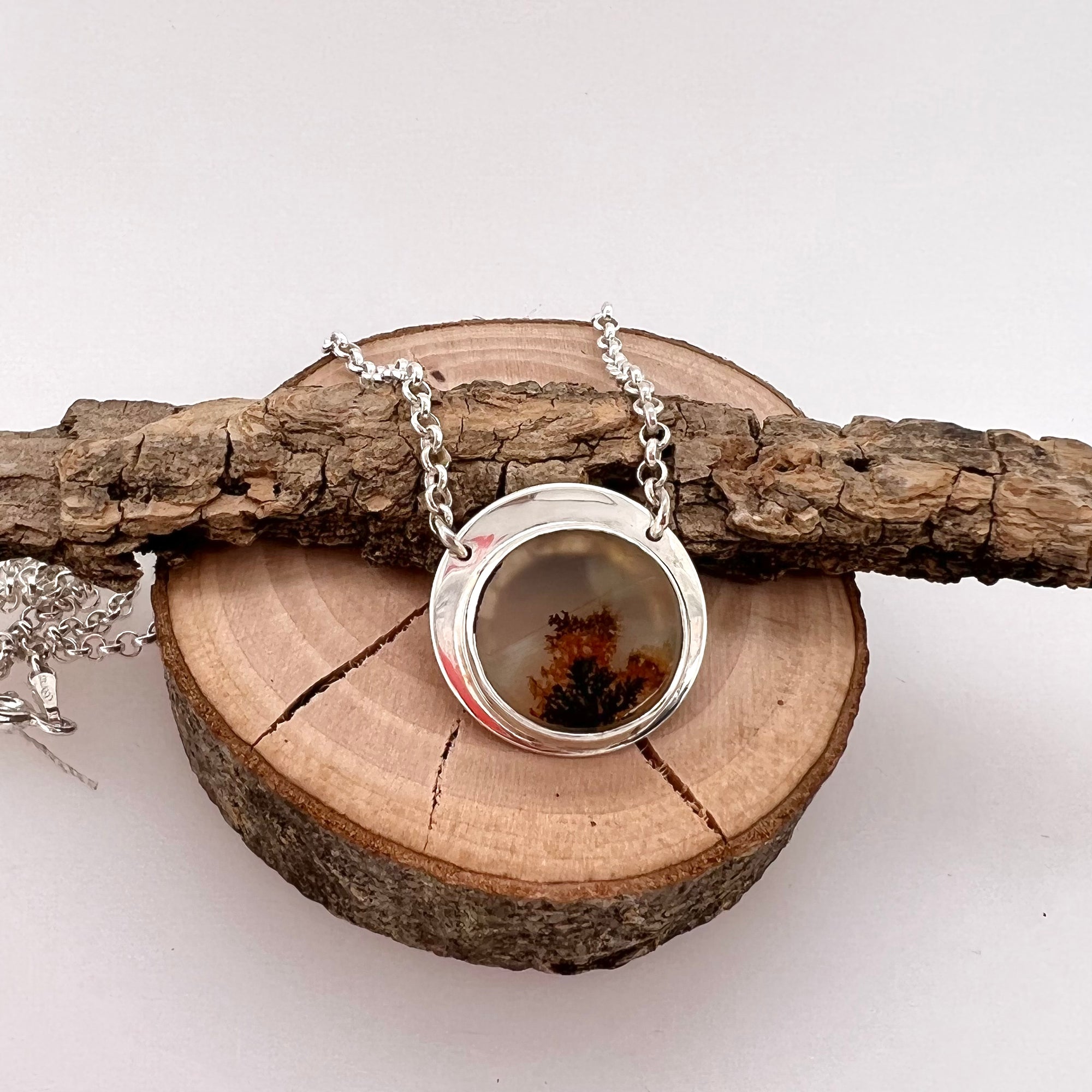 Dendritic Agate Round Necklace