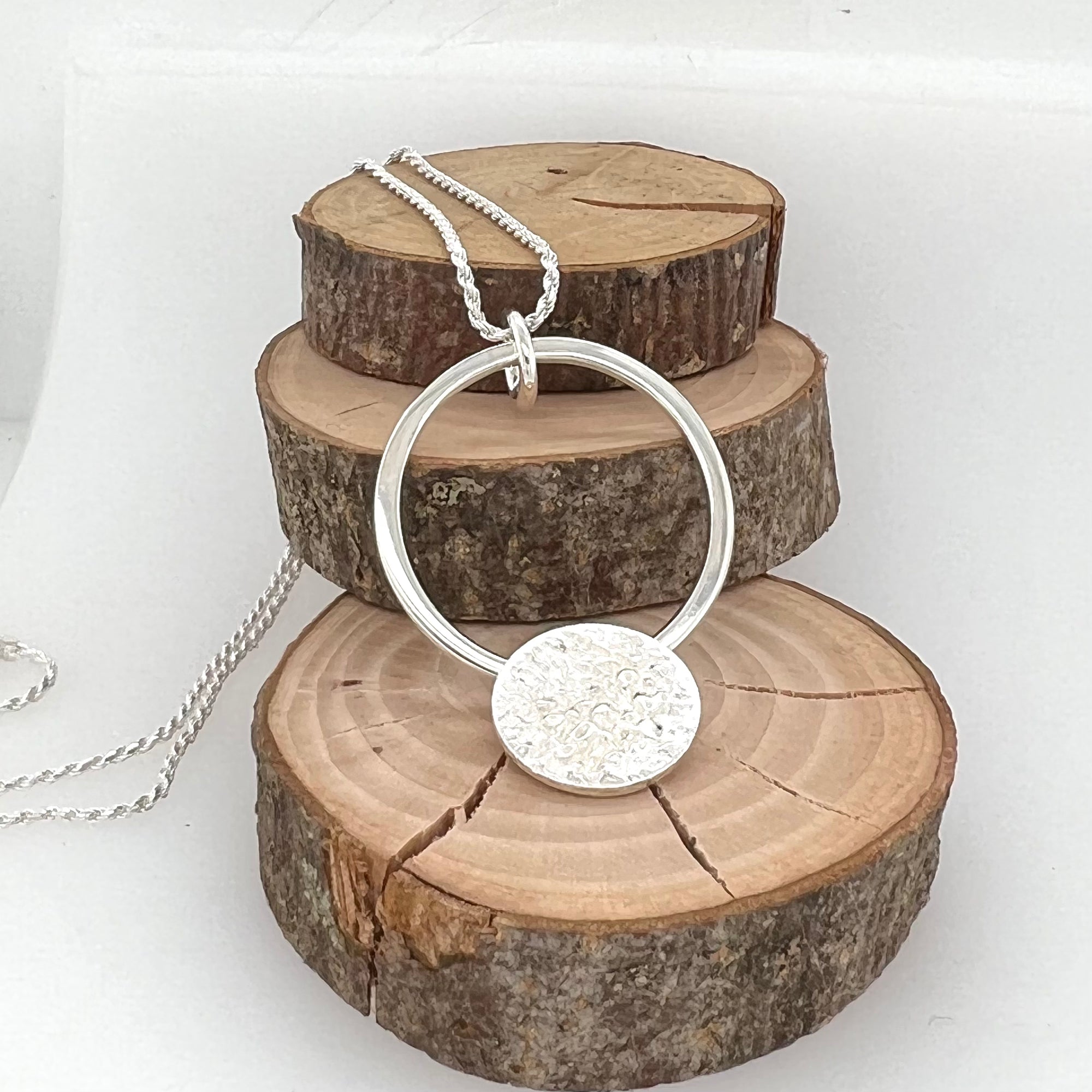 Reticulated Landscape Drop Long Pendant