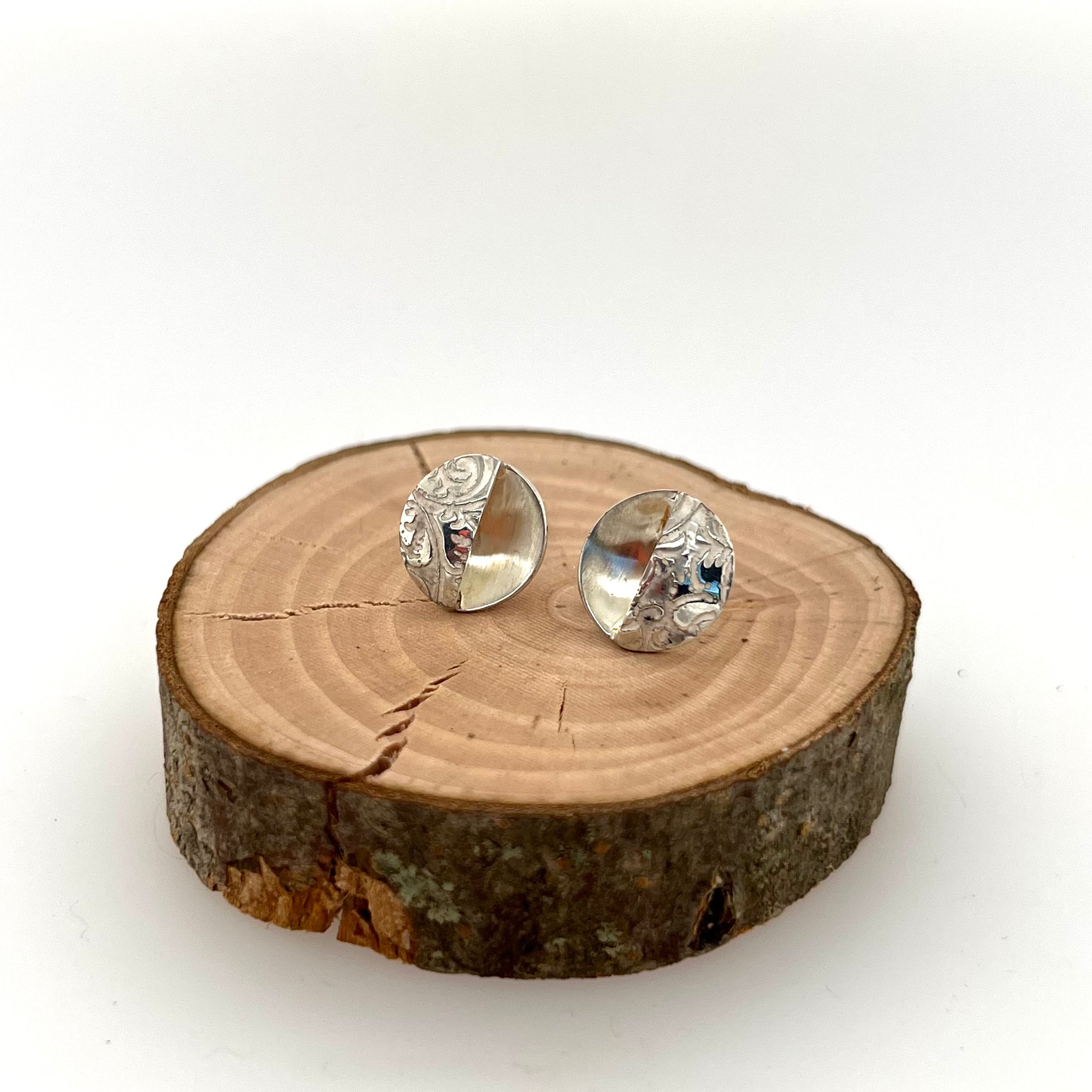 Contrasting Florals Bright Open Circle Studs