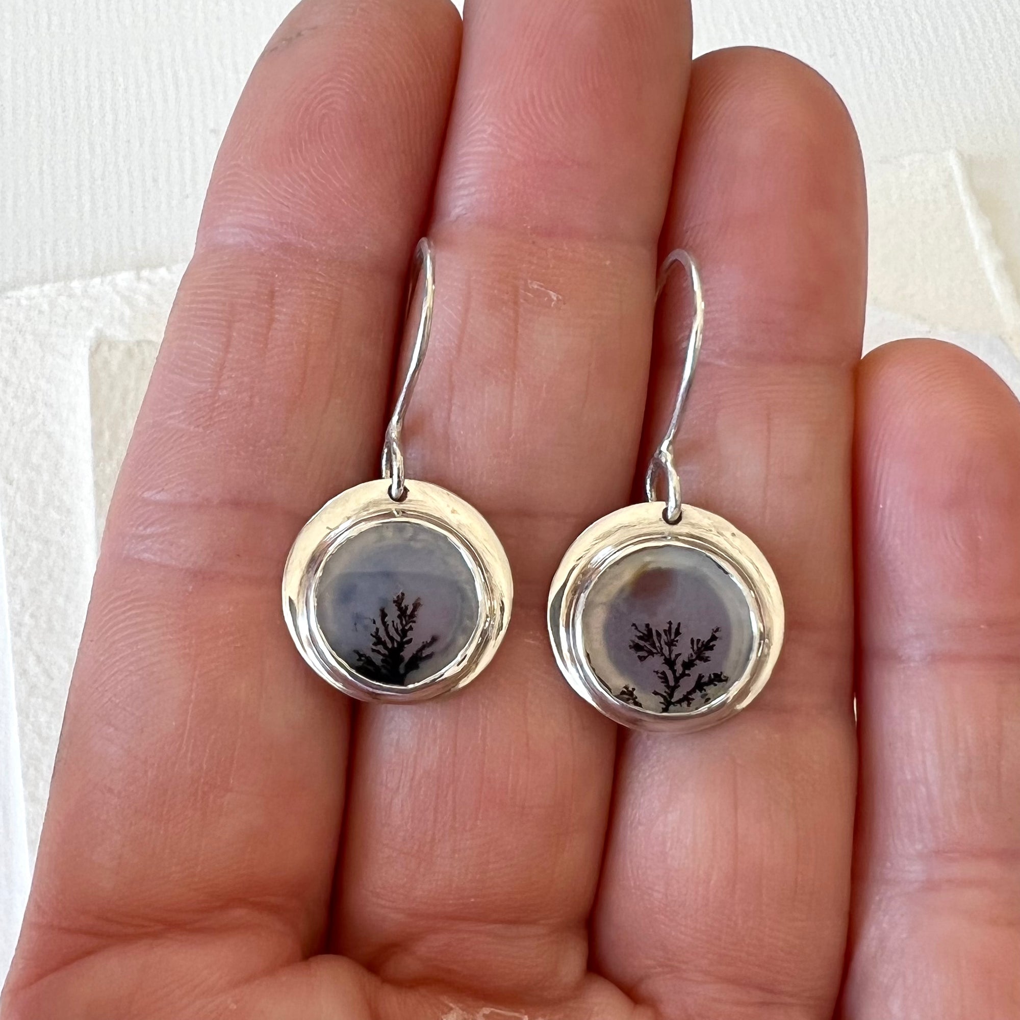 Round “Tiny Branches” Dendritic Agate Earrings