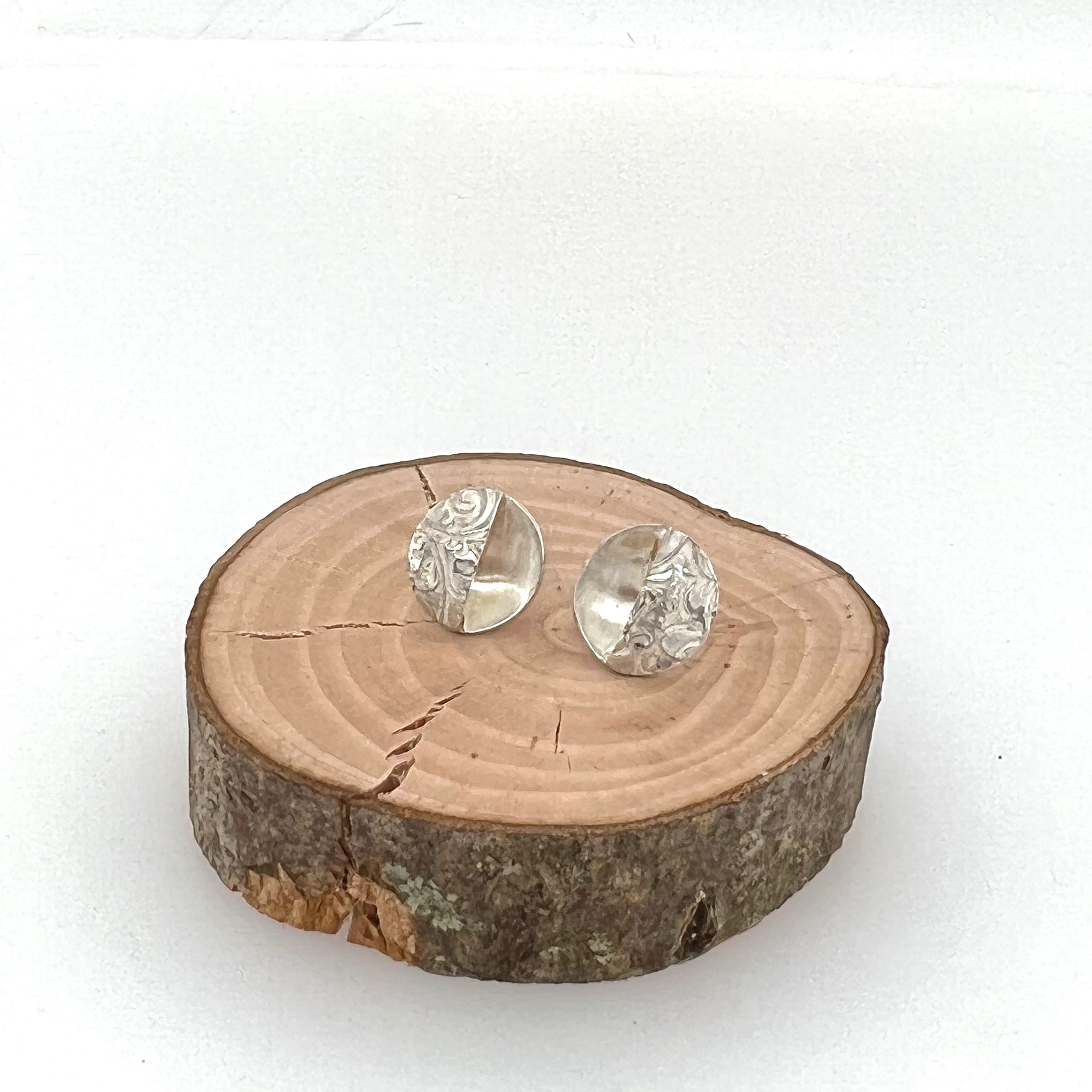 Contrasting Florals Bright Open Circle Studs