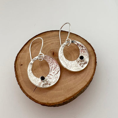 Reticulated Disc Earrings with Garnets