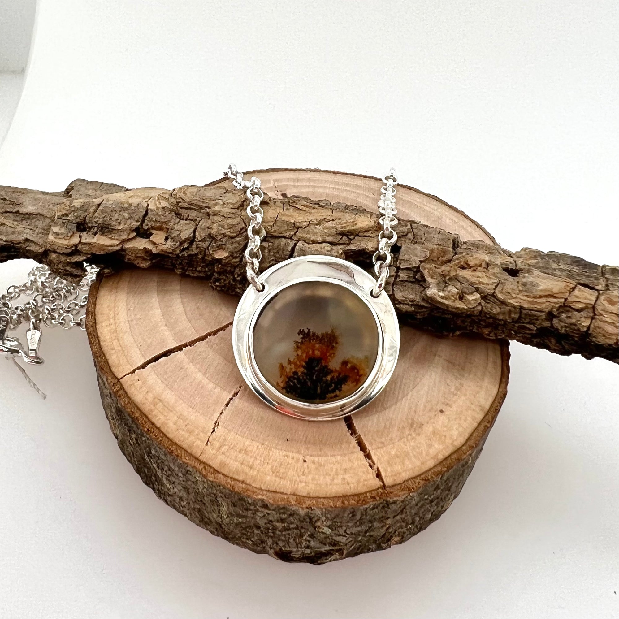 Dendritic Agate Round Necklace