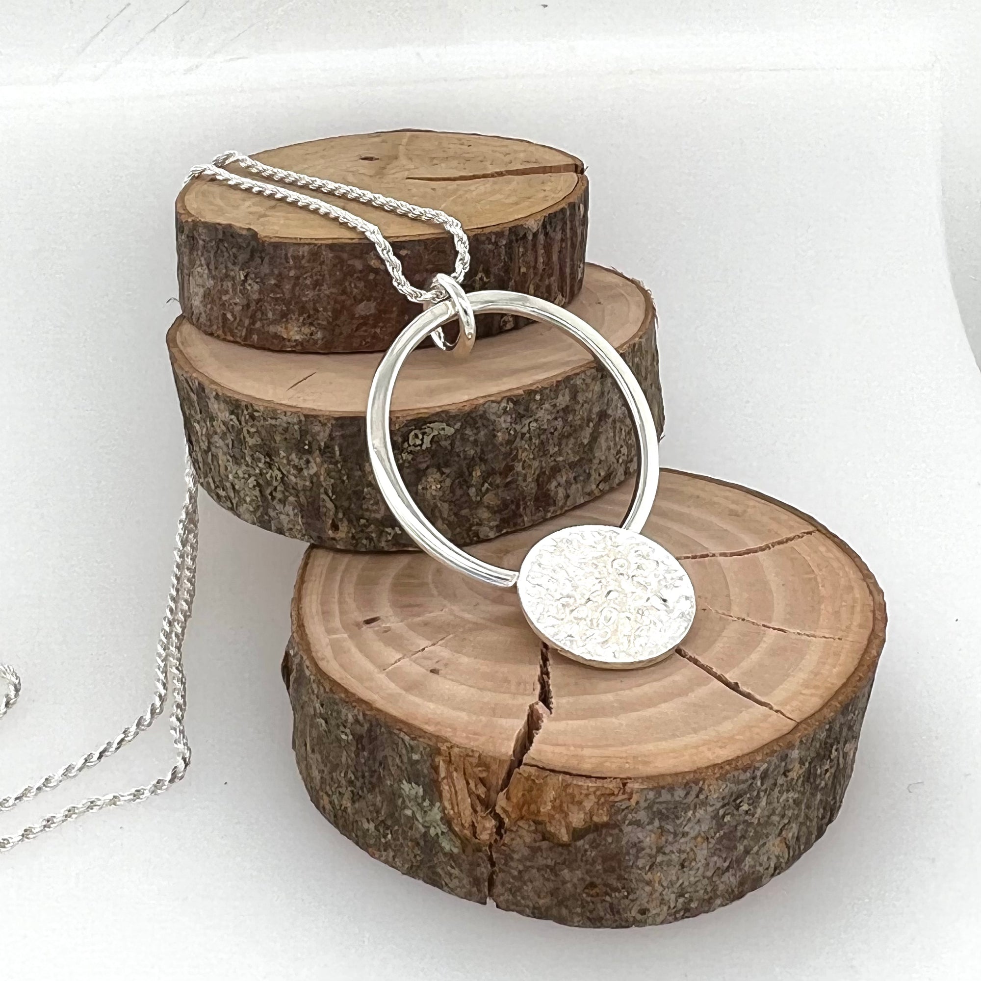 Reticulated Landscape Drop Long Pendant