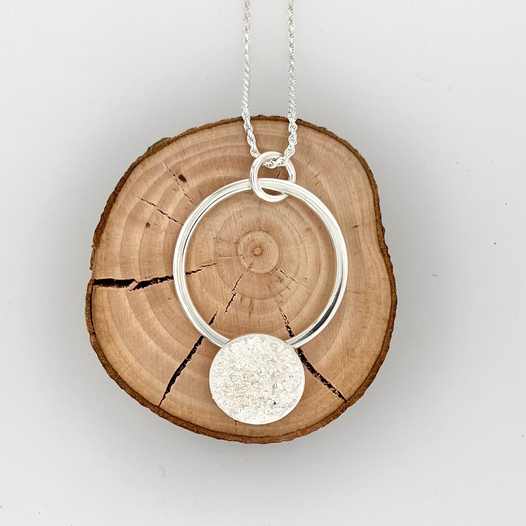 Reticulated Landscape Drop Long Pendant